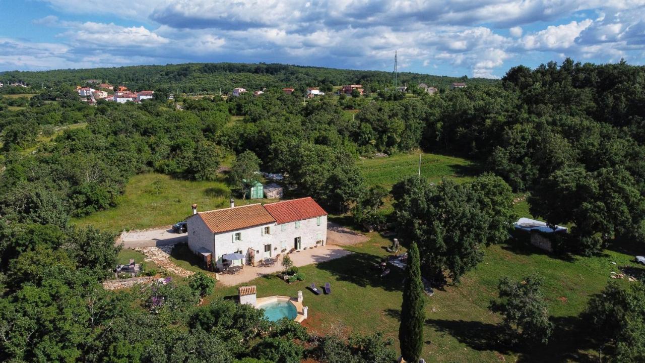 Cottage Al Merlo Olivo Буйе Экстерьер фото