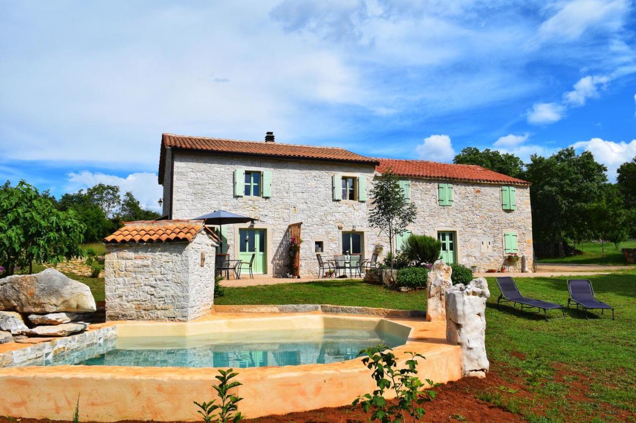 Cottage Al Merlo Olivo Буйе Экстерьер фото