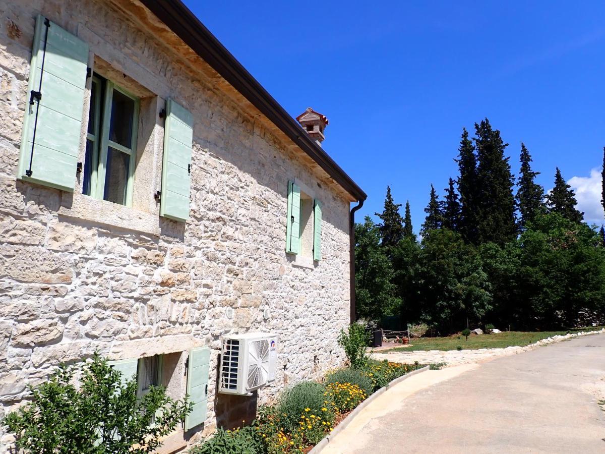 Cottage Al Merlo Olivo Буйе Экстерьер фото